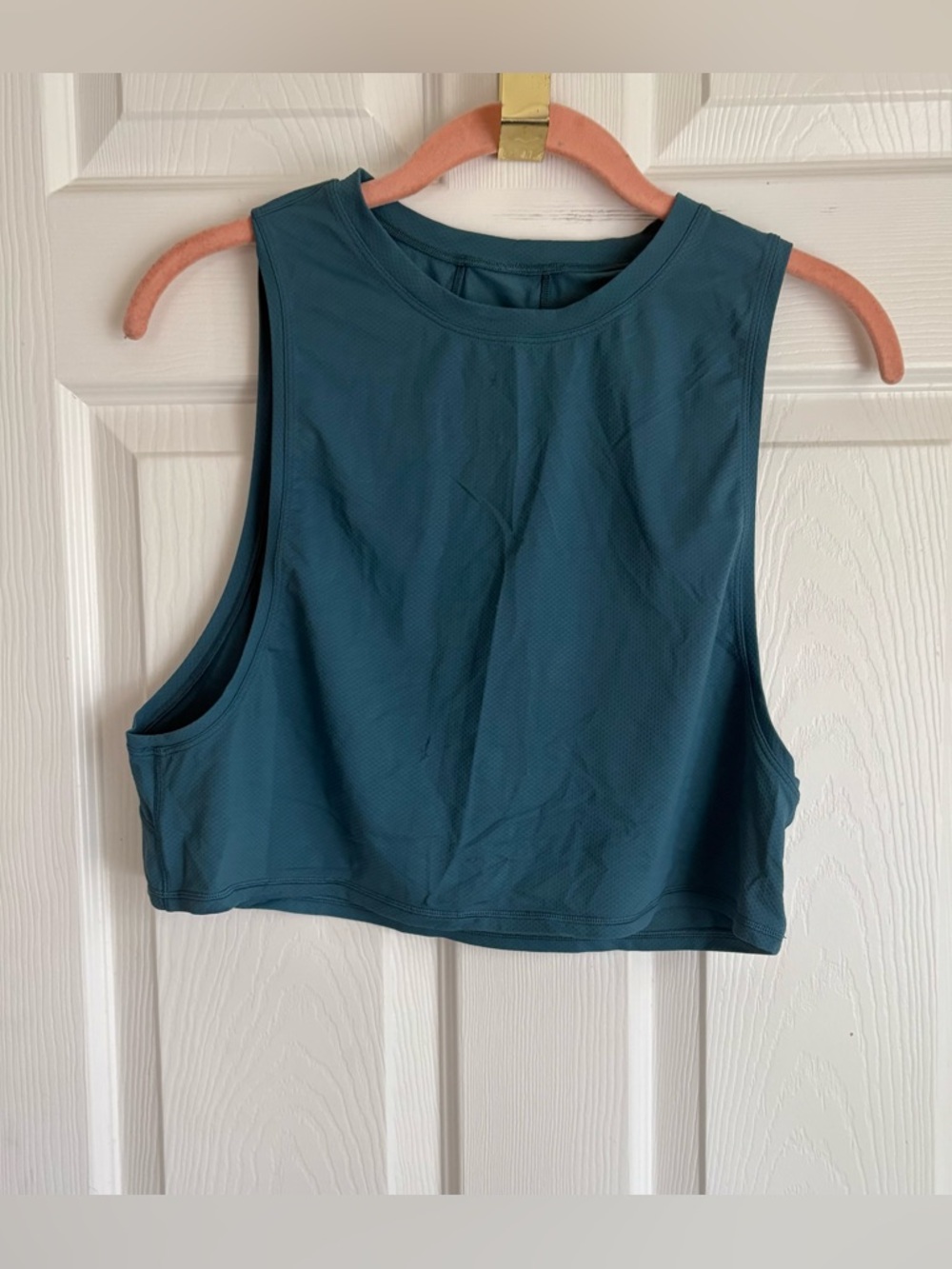 lululemon cropped tank top